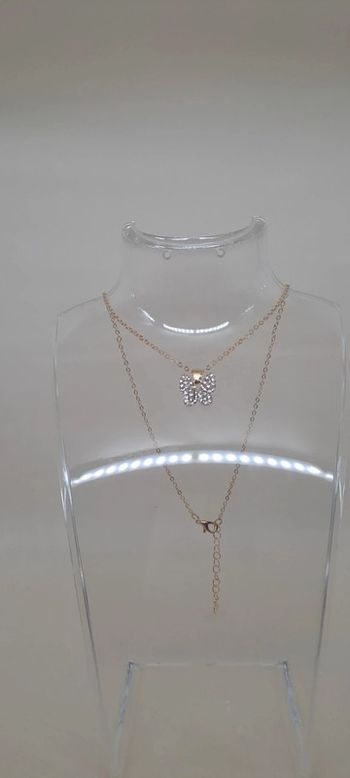 🦚Collier papillon