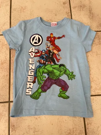 Tee-shirt manches courtes 116cm Marvel
