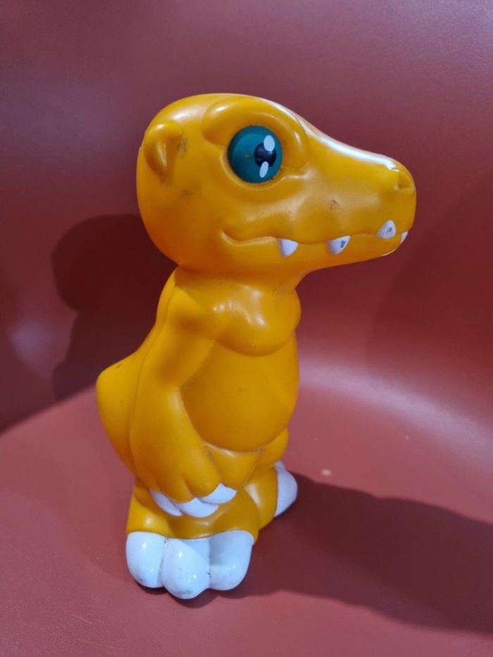 Tirelire Digimon avec défaut museau fendu - photo numéro 5