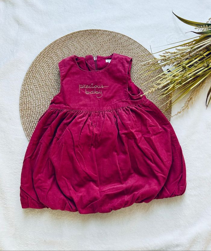 Robe en velours - 9 mois - photo numéro 2