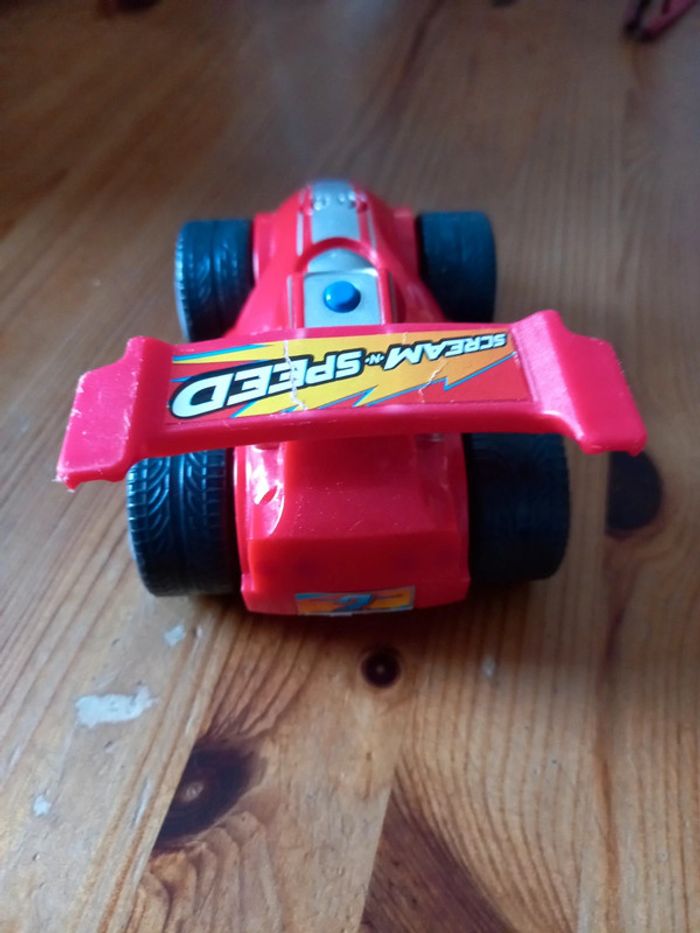Voiture à commande vocal - photo numéro 4