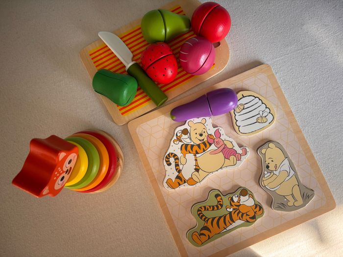 Lot jouets en bois bébé