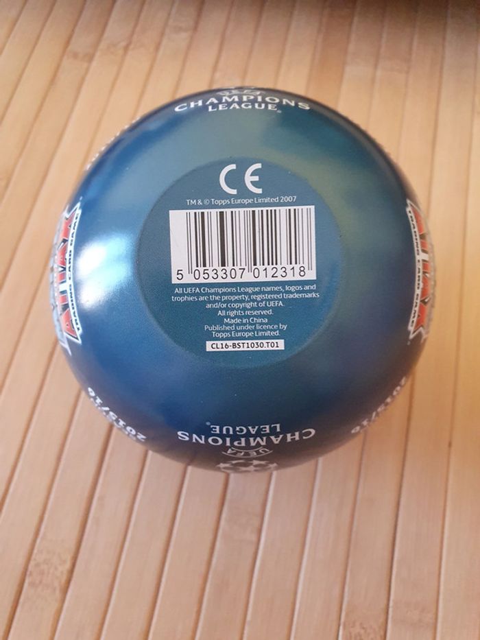 Boîte métal Topps "UEFA CL 2015/2016" Forme boule - photo numéro 7