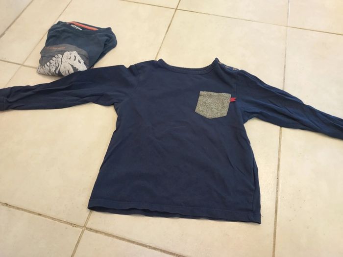 Lot tshirt manches longues 3 ans - photo numéro 10