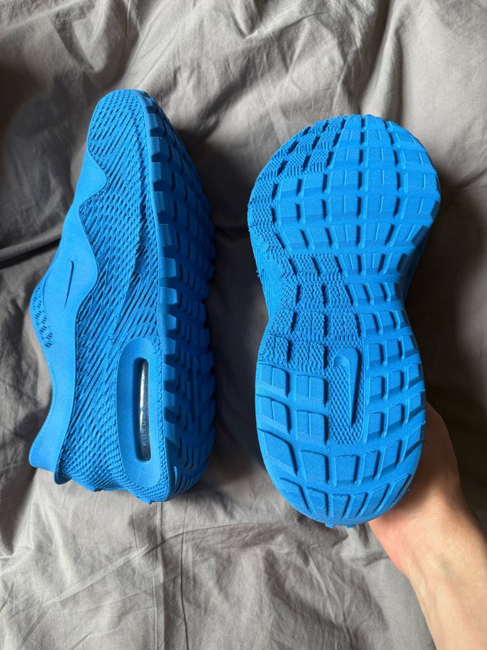 Nike Air Max 1000 Bleu + Boîte signée par le designer - photo numéro 5