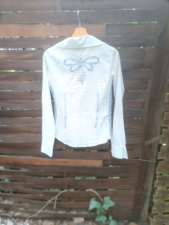 Superbe chemise libellule