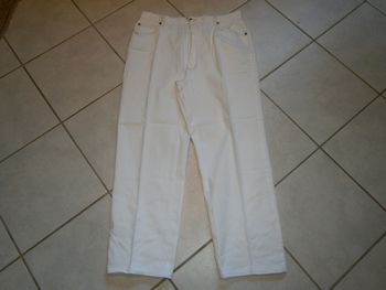 Jeans blanc PIERRE CARDIN Taille 42