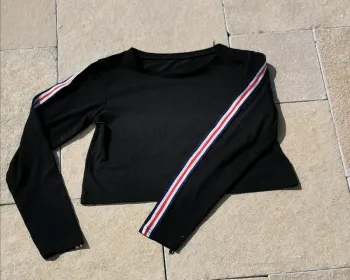Tee-shirt crop top taille S romwe