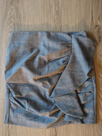 Jupe mango à carreaux