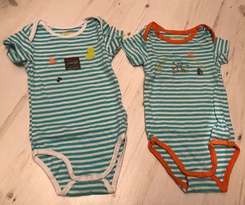 Lot de 2 bodies manches courtes 6 mois orchestra