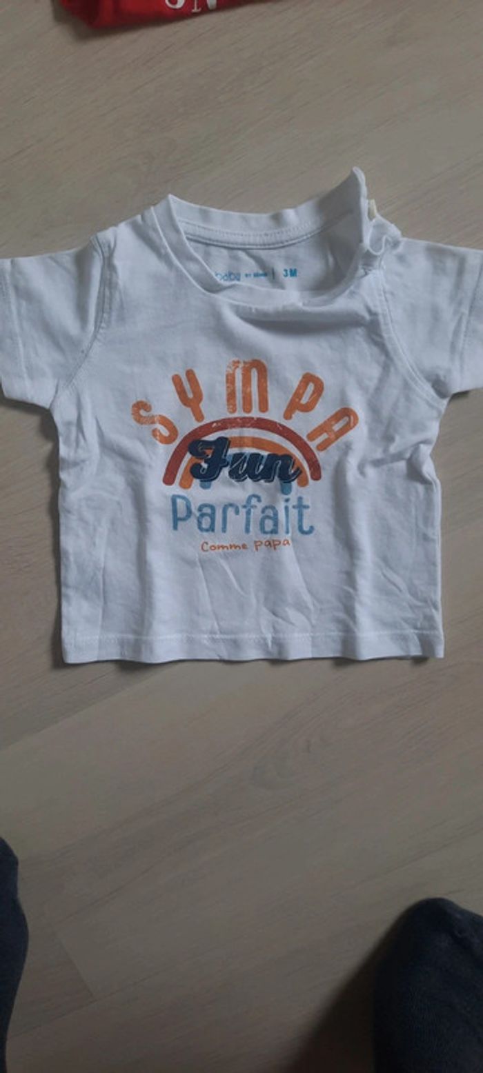 pantalon, tee-shirt, chemise - photo numéro 4