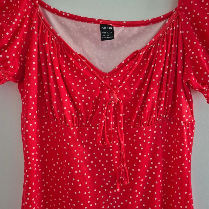 Robe rouge à pois blanc manches courtes neuve - Shein - Taille M : 38 - 40 - photo numéro 4