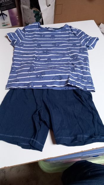 Pyjama paresseux.  2-3ans.