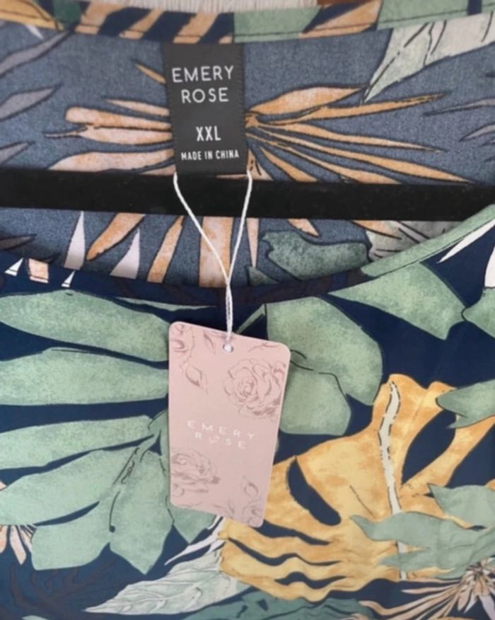 Robe forme trapèze droite fleurs - photo numéro 2
