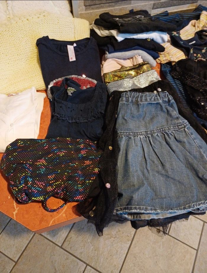 Lot de vêtements fille taille 6 ans - photo numéro 3