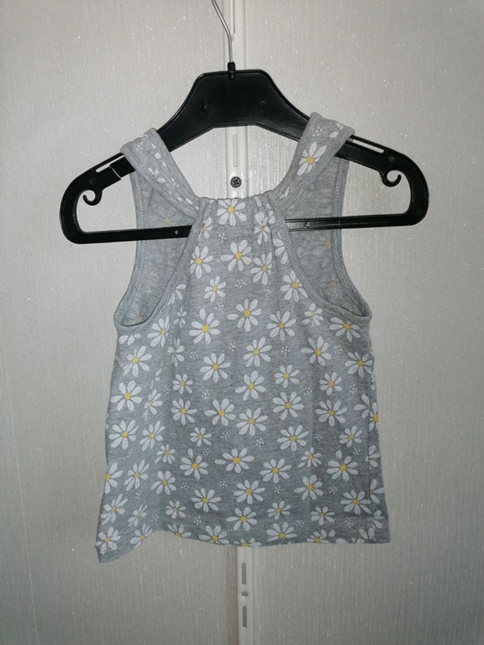 Tee-shirt marguerite 4ans Kiabi - photo numéro 3