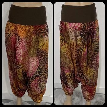 Pantalon Sarouel femme taille unique jusqu’à un taille 42 neuf et étiqueté