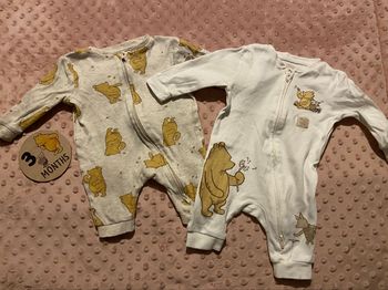 Pyjamas Winnie taille 3 mois