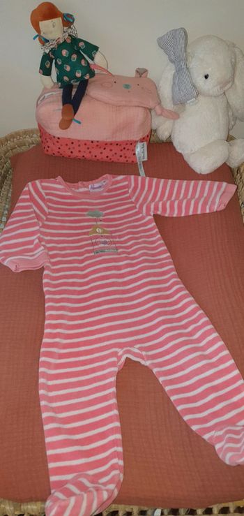 Pyjama Pommette taille 9 mois