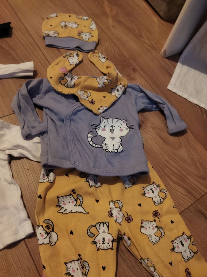 Lot de vêtements bébé fille 1 mois - photo numéro 4