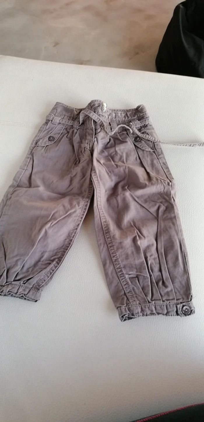 Pantalon gris clair 2 ans