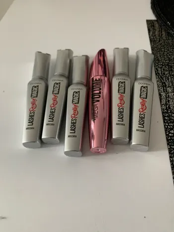Mascara