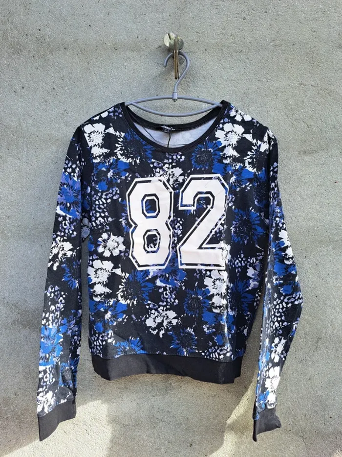 Sweat fleuri style américain