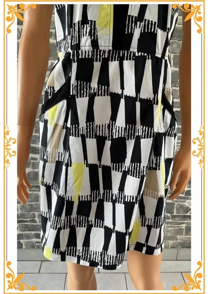 Robe " Mado et les autres" 👗 - photo numéro 3