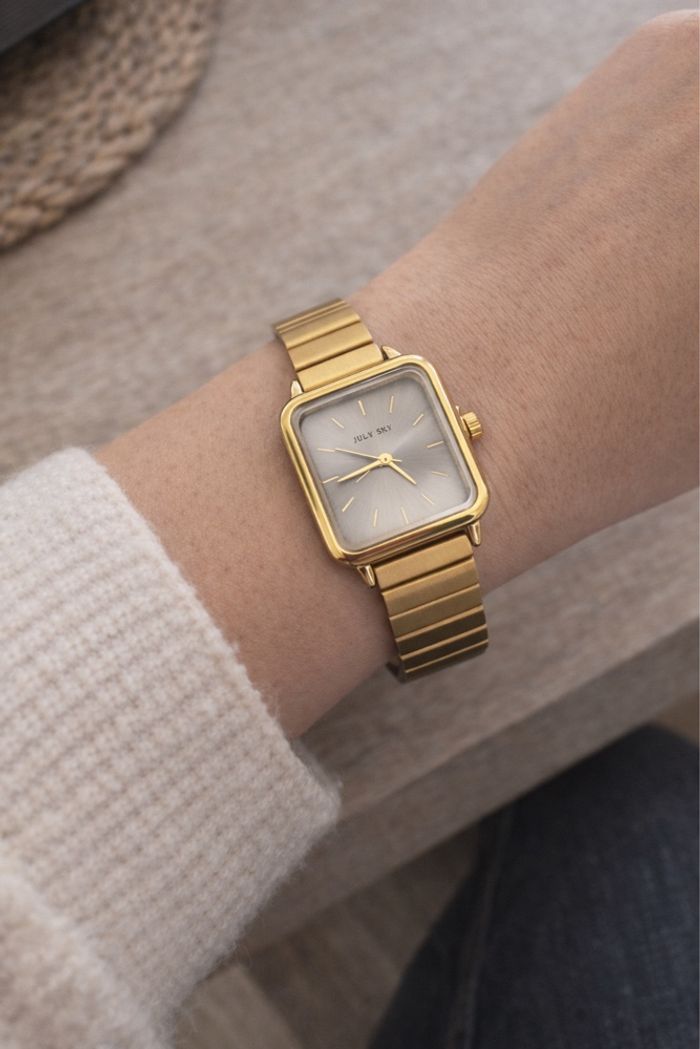 Montre JULY SKY dorée cadran carré minimaliste élégante - photo numéro 2