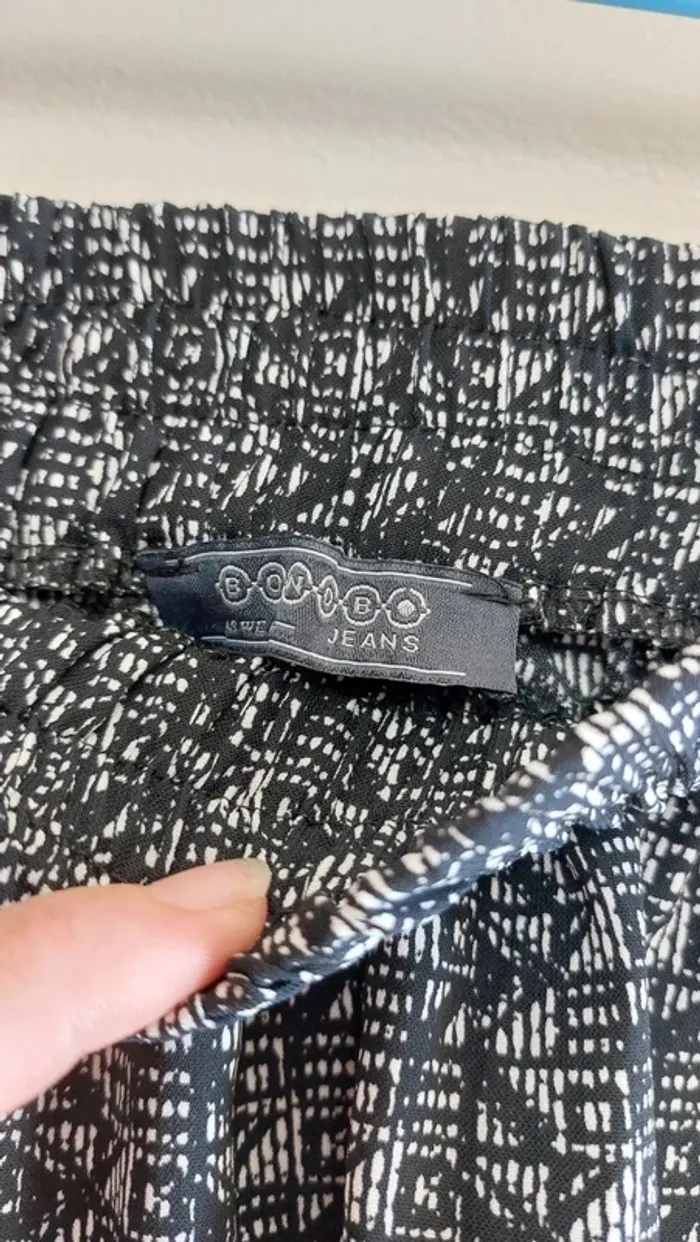 Jupe légère BONOBO taille 36 - photo numéro 3