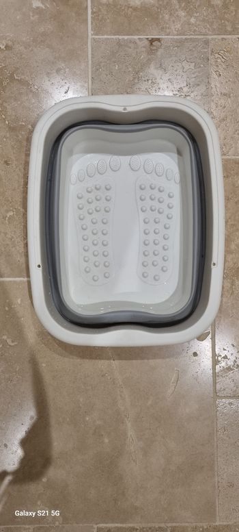 Bassine pliable pieds