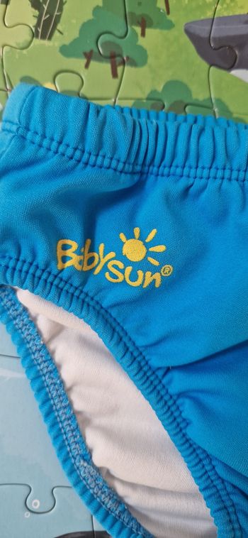 Couche-culotte de bain
