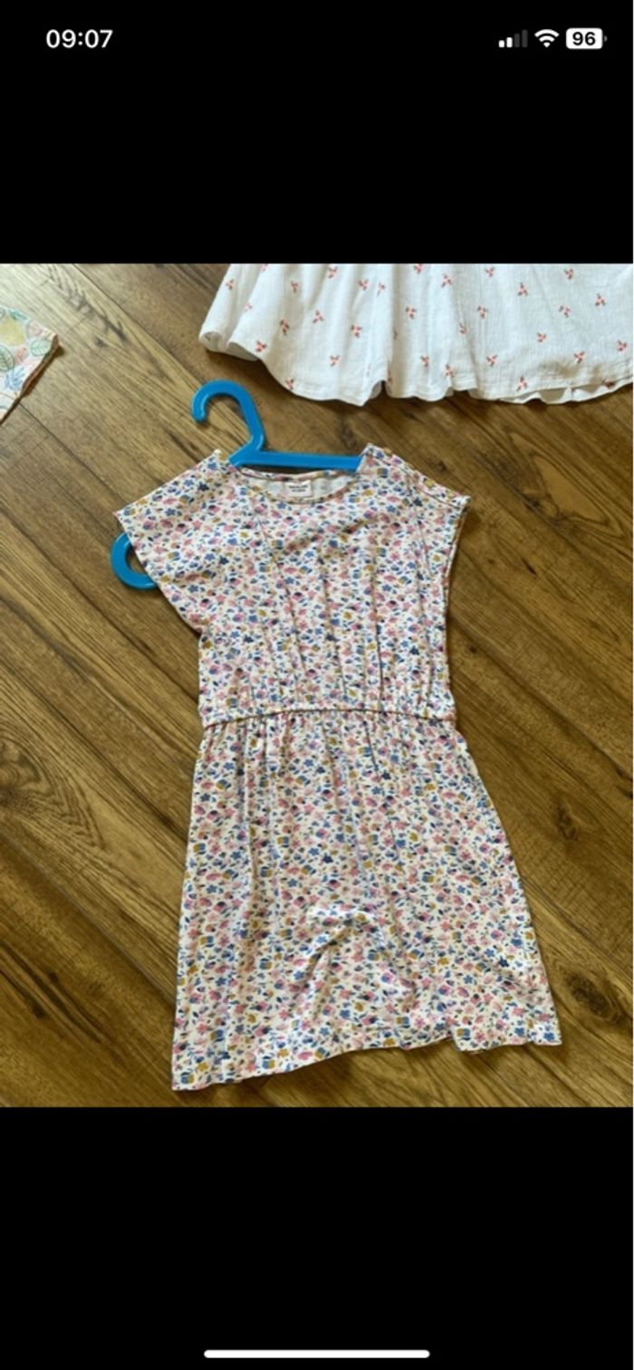 Lot de vêtements fille été 8 ans - photo numéro 4