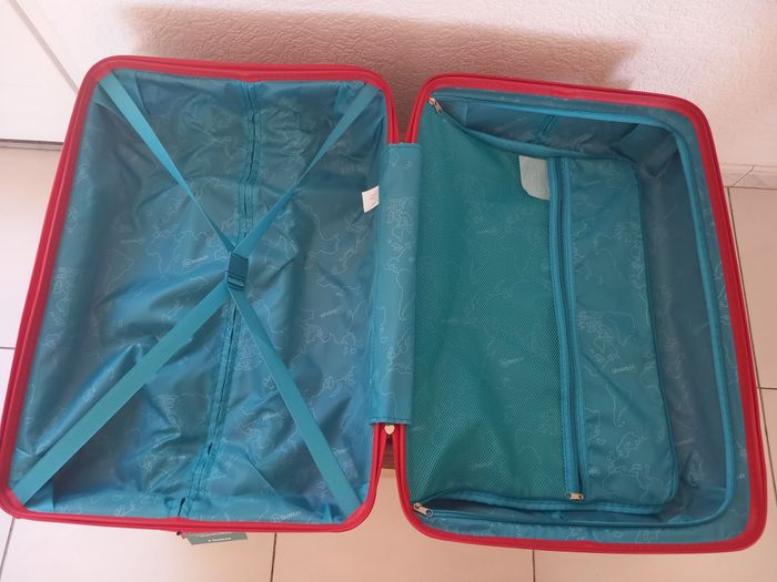 VALISE NEUVE  trolley taille M soute - photo numéro 2
