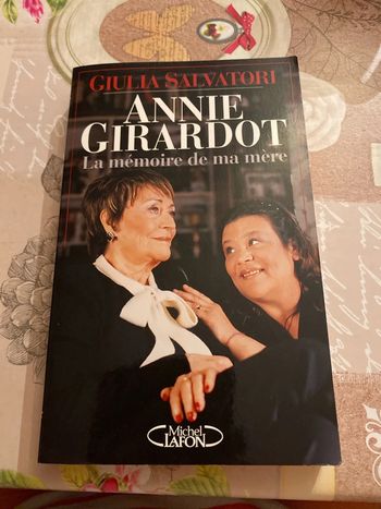 Livre Annie Girardot