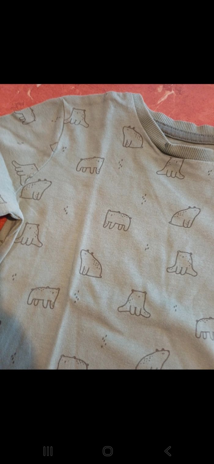 T.shirt garçon taille 36 mois - photo numéro 2