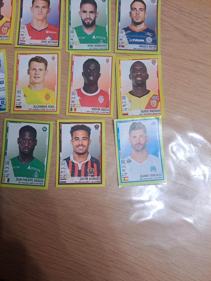 Lot de 15 cartes Panini 2023 - photo numéro 5