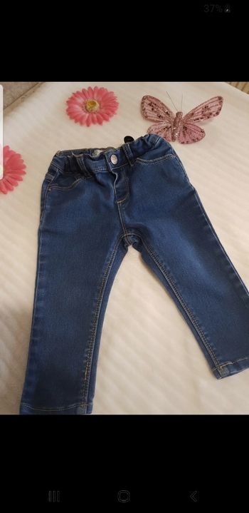 Jean bébé taille 9 mois