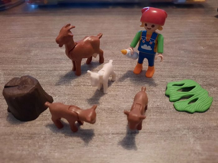 Playmobil 70420 enfant avec chèvres
