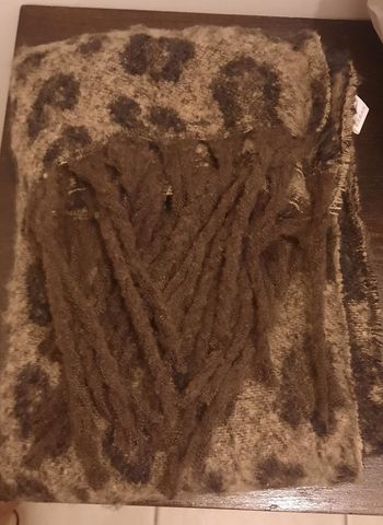 Écharpe motif léopard