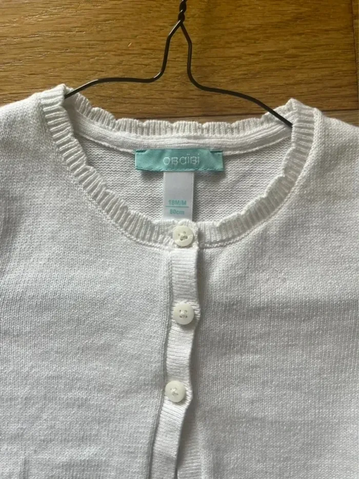 Gilet Obaïbi bébé fille – 18 mois – Blanc – 100% coton – Très bon état - photo numéro 3