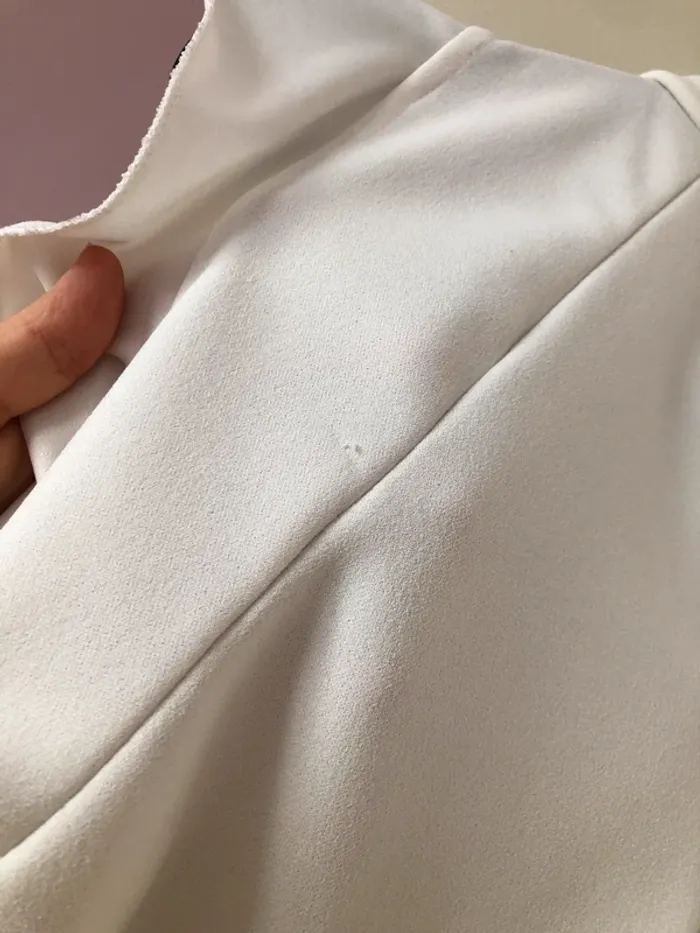 Top blanc épaulés dénudées - photo numéro 4