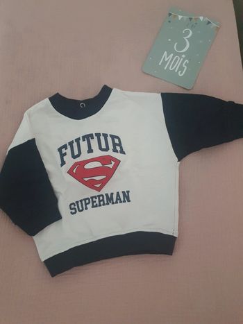 Sweat futur superman 3 mois