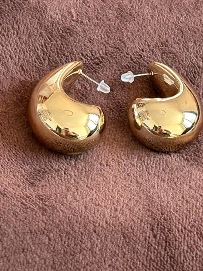 Boucles d’oreilles fantaisie goutte - photo numéro 2