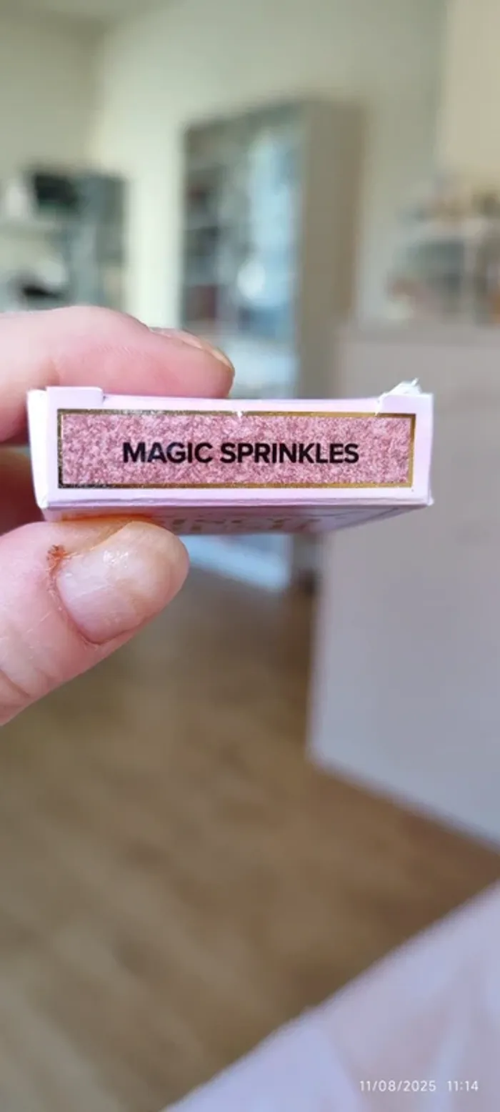 Too faced Disco Crush Multi Use Eye & Face Sparkle shade Magic Sprinkles - photo numéro 10