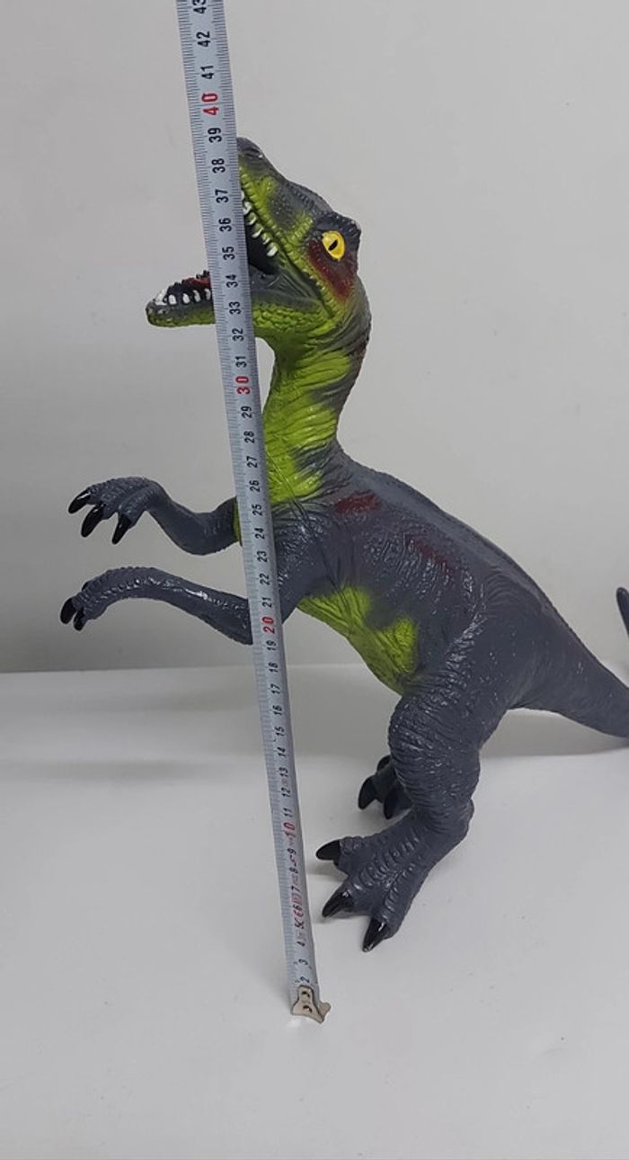 Dinosaure velociraptor géant / giant velociraptor dinosaur - photo numéro 2