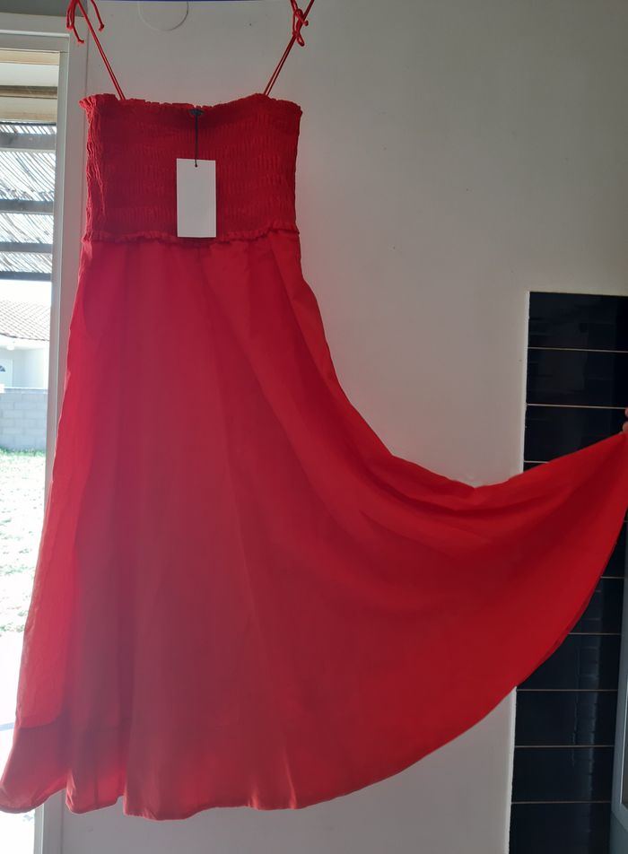 Robe ZARA midi - photo numéro 2