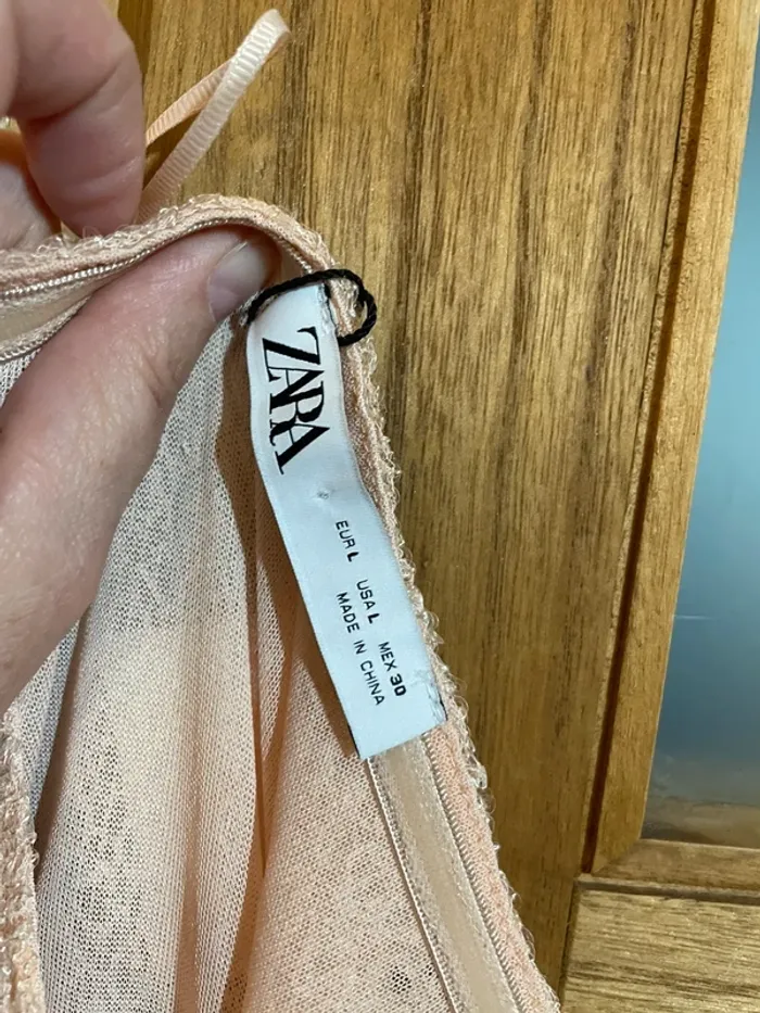 Robe de princesse bustier à paillettes Zara, taille L - photo numéro 6