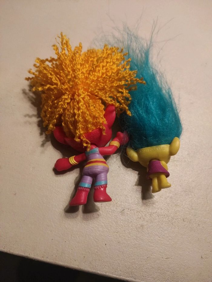 Lot de deux poupées les trolls - photo numéro 2
