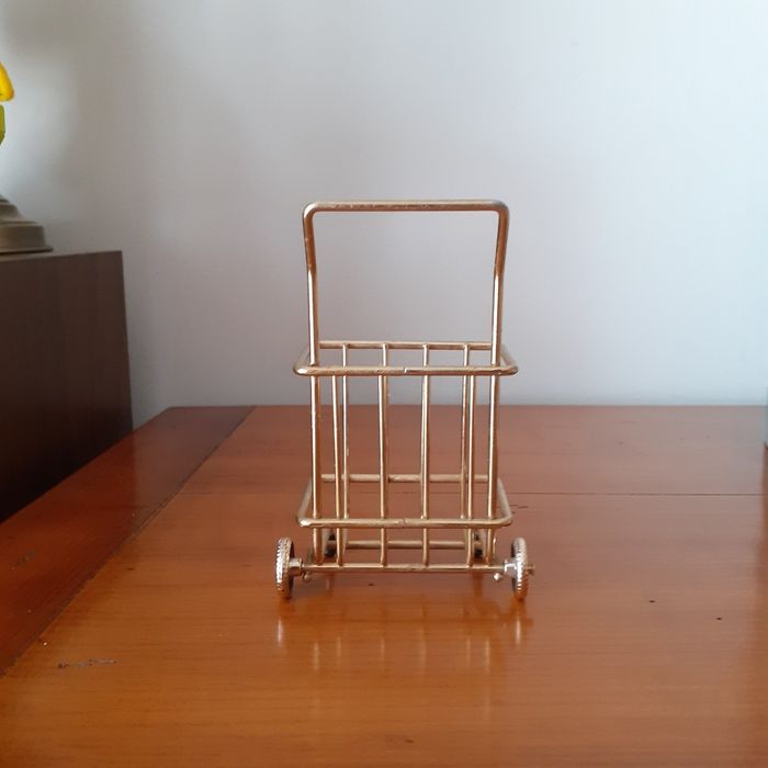 Petit Chariot-présentoir pour sachet rince-doigts - photo numéro 4